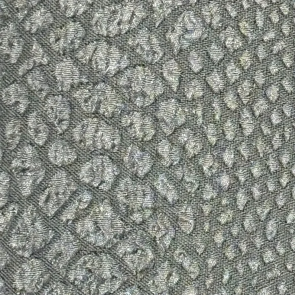 *Women’s Banana Republic Size 6 Black Textured Polyester/Elastane SS Top - Picture 2 of 8